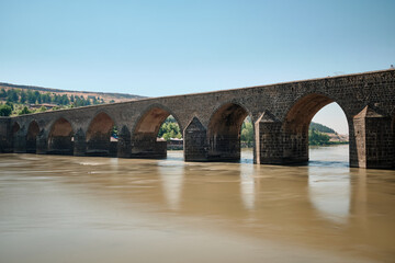 The Dicle Bridge over the river Tigris in Diyarbakir, southeastern Turkey. Called also On Gozlu Kopru, literally Ten Arches Bridge