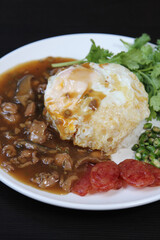 Chicken Rice with Fried Egg Chinese Style