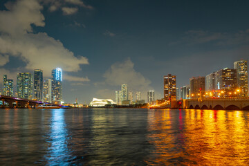 Fototapeta premium Venetian Causeway, Venetian Islands, Biscayne Bay, Miami, Florida.