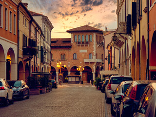 Fototapeta premium Montagnana, ITALY - August 5, 2019: Evening city in Montagnana's central square