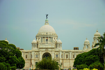 Fototapeta na wymiar The victoria memorial in Kolkata city.Which was once the home of queen Elizabeth.