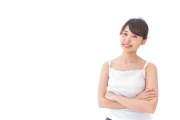 腕を組む美容女性