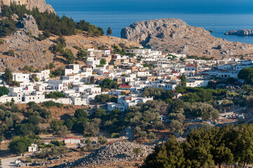 Das Städtchen Lindos auf der griechischen Mittelmeerinsel Rhodos