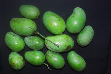 Fresh green and ripe mango fruit