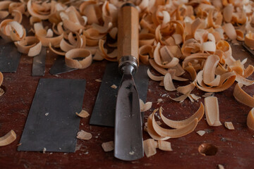 gouge and other tools that luthier use to work on Wood