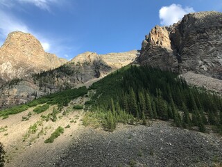 Scenic view of beautiful Lake Moraine