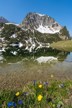 Lake gaisalpsee with mountain rubihorn in Oberstdorf, south germany, bavaria, allg&auml;u, hiking