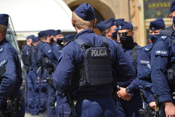 Polska policja na służbie w mieście.  © FotoDax
