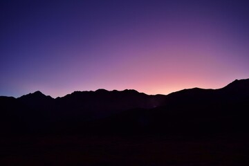 Fototapeta premium 夜明けの立山連峰 天狗平