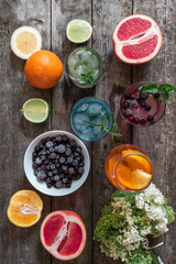 gin tonic mojito glass cocktail ice lime mint aperol sptitz drink berry currant flower