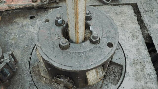 Drill pipe rotating in the rotary table for Oil Drilling Rig - Oilfield Industry