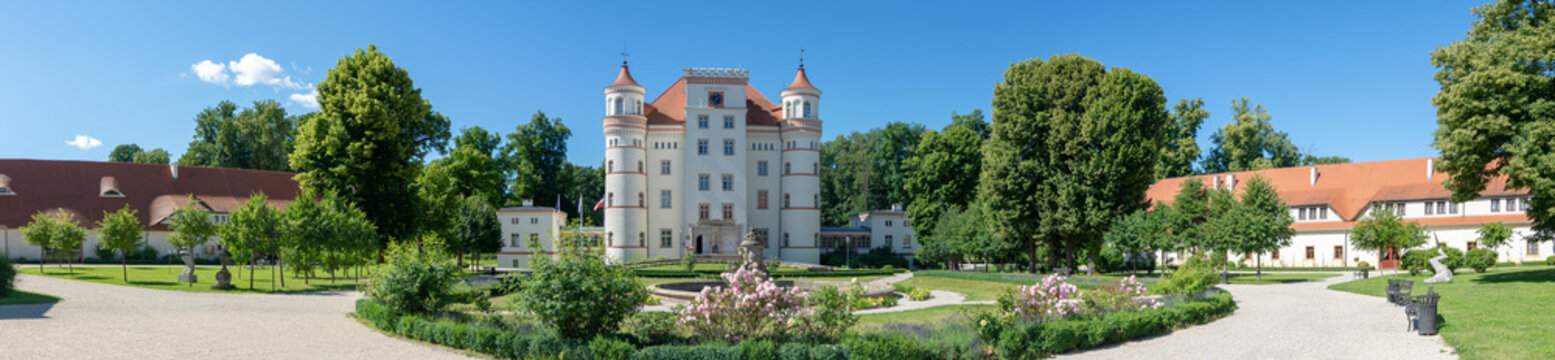 Valley of Palaces and Garden - Dolina Palacow i Ogrodow - Palace in Wojanow, Schloss Schildau