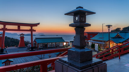 福徳稲荷神社　夕焼け　山口県