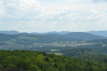 Fototapeta premium Paysage sundgauvien, plaine d'Alsace, campagne alsacienne