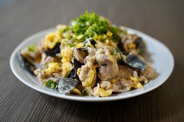 豚とキクラゲの卵炒め