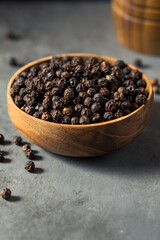 Raw Organic Black Peppercorns