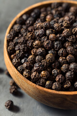 Raw Organic Black Peppercorns