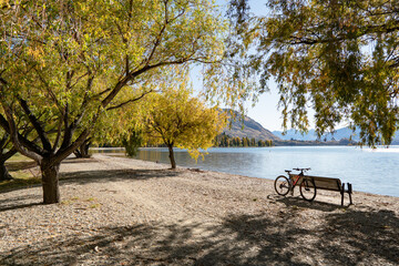 Colourful Lake Wanaka, New Zealand