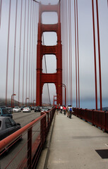 Teilansicht der Golden Gate Bridge in San Francisco. San Francisco, Kalifornien, USA  --  
Partial view of the Golden Gate Bridge in San Francisco. San Francisco, California, USA