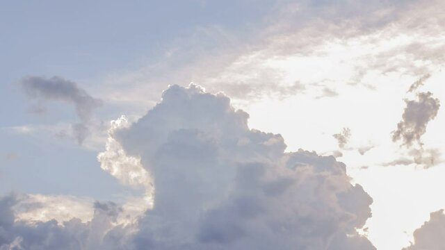 Time lapse de nuvens.