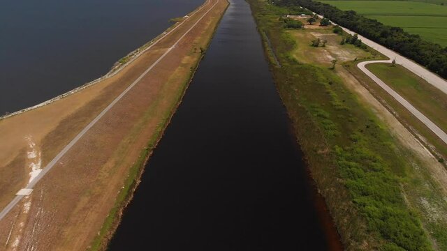  Aerial view of a river along Lake Okeechobee. 