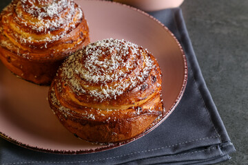 Cinnamon and coconut lemon buns