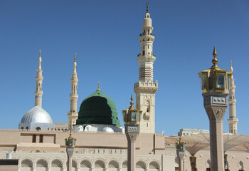 Fototapeta na wymiar Masjid Nabawi - Prophet Mosque in Madinah al-Munawwarah. 