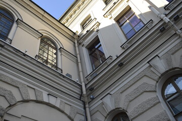 Obraz premium details of the facade of the building