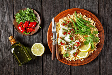 cod with bulgur, steamed green beans, top view