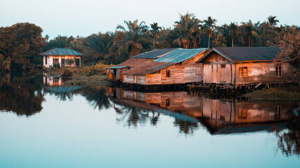 Obraz premium house on the lake