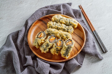 Korean style Deep-fried Laver Roll, 'gimmaritwigim'