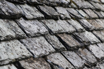 Détail d'un toit en ardoise au Mont-Saint-Michel
