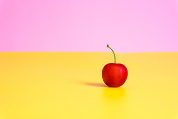 一粒のサクランボ チェリー