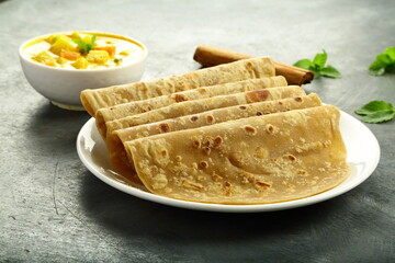 Chapati, traditional Indian flat bread made of whole wheat flour.