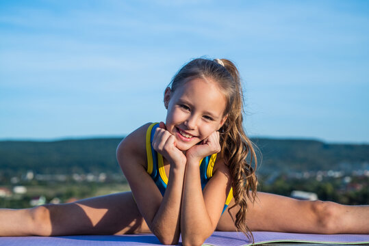 Tween Active Images Browse 41 285 Stock Photos Vectors and