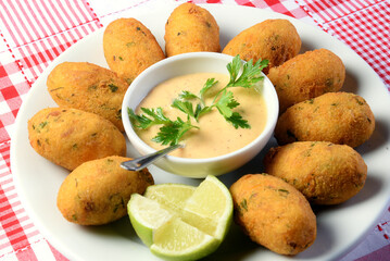 fried dumpling, cod dumpling, fish meat, local focus
salted cod fritters, bacalao bunuelos