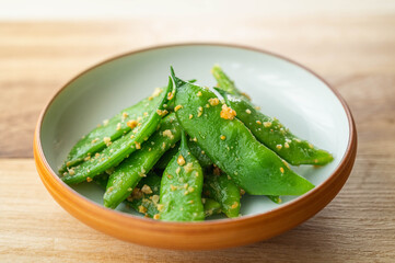 インゲンのピーナッツ和え