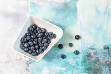 Composition with fresh blueberries