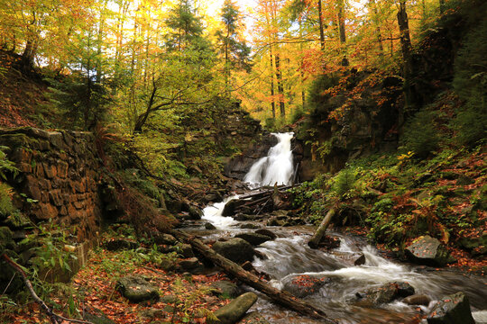 Cascades of Rodło on the Biała Wiselka river 
