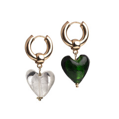 Asymmetrical earrings with hearts