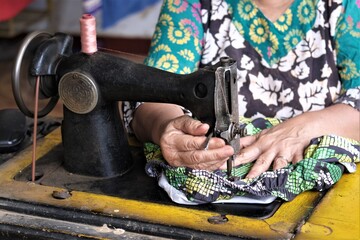 Photo of old sewing machine