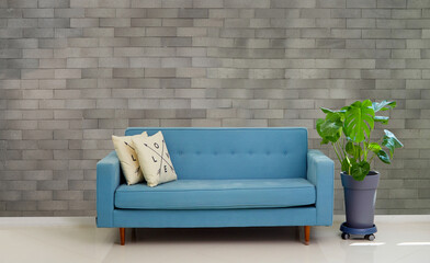 소파가 있는주택의 실내 인테리어 공간