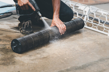 Cleaning air conditioner by water for clean a dust