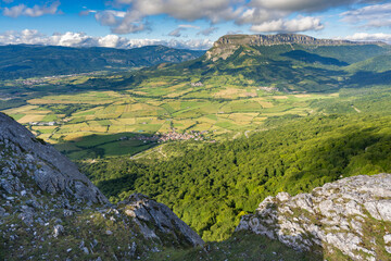 Vista desde los montes de Urbasa y Adía (Navarra, España).