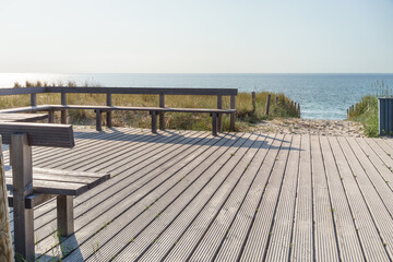 Aussichtspunkt mit Blick auf den Strand der Ostsee