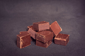 brown, bar, piece, dessert, food, sweet, black, broken, candy, dark, white, background, snack, isolated, cocoa, chocolate, ingredient, block, part, calorie, closeup, diet, gourmet, delicious, cube, ch