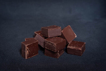 brown, bar, piece, dessert, food, sweet, black, broken, candy, dark, white, background, snack, isolated, cocoa, chocolate, ingredient, block, part, calorie, closeup, diet, gourmet, delicious, cube, ch