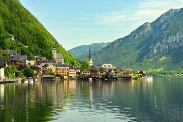 Naklejka premium Hallstatt landscape. Beautiful mountain village in the Austrian Alps. Scenic picture - postcard view