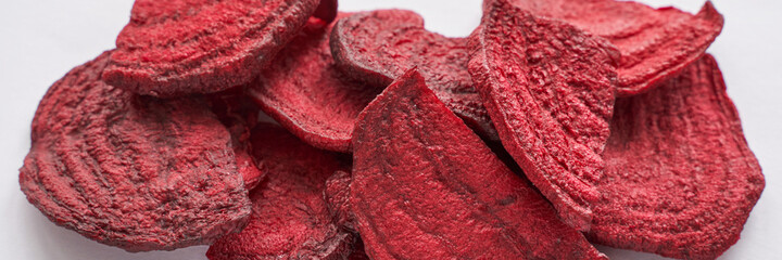 Crispy dried food. Organic tasty chips. Homemade snacks. Sliced beetfood. Healthy vegetables. Trend natural slice. Horizontal banner