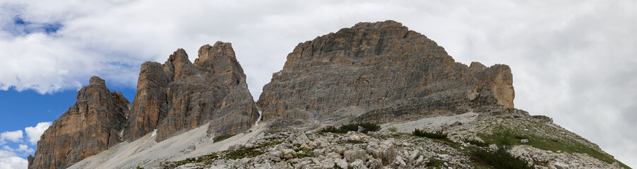 Panoramic view of Tre Cime die Lavaredoi, large panorama image